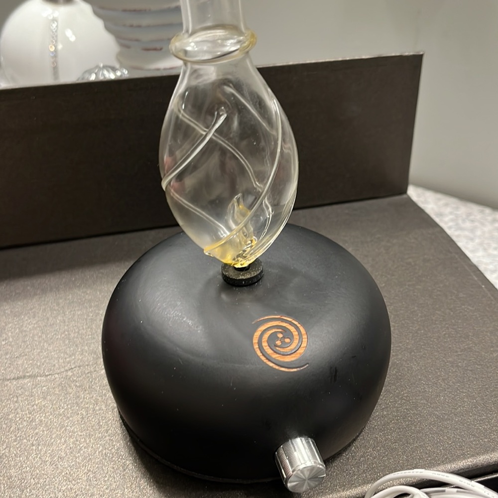 Sage Essential Oil Diffusser - Picture 4 of 6